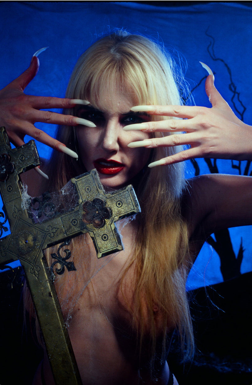 The Shiver of the Vampire I